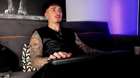 Snapshot of mattytwink69 chatting on 23, 2, 2025 Matt online show from 23, 2, 2025