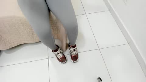 adela online show from 16, 12, 2025