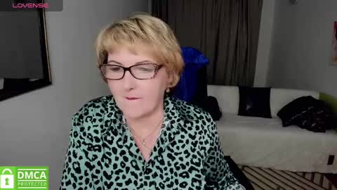 Snapshot of mature_blonde7 chatting on 2, 1, 2025 Lana online show from 2, 1, 2025