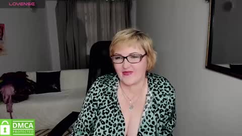 Snapshot of mature_blonde7 chatting on 3, 1, 2025 Lana online show from 3, 1, 2025