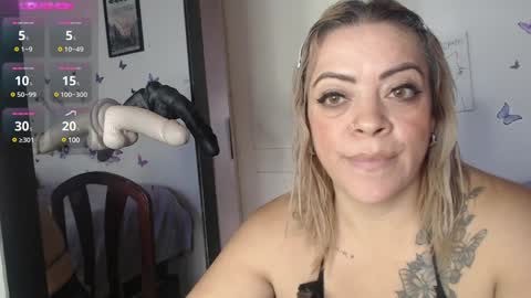 Snapshot of mature_liaa chatting on 29, 1, 2025 Mature liaa online show from 29, 1, 2025