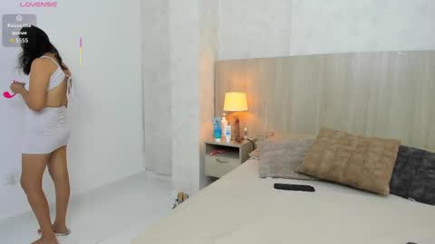 Snapshot of mature_macarena chatting on 9, 9, 2025 Macarena online show from 9, 9, 2025