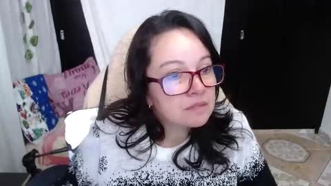 Snapshot of mature_wolf chatting on 17, 12, 2024 Sonia online show from 17, 12, 2024