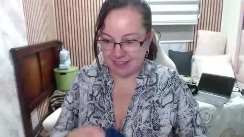 Snapshot of mature_wolf chatting on 9, 6, 2026 Sonia online show from 9, 6, 2026