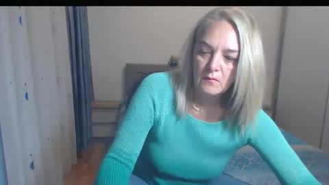 Snapshot of maturediana chatting on 20, 10, 2025 maturediana online show from 20, 10, 2025