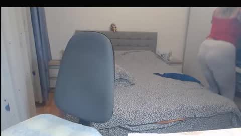 Snapshot of maturediana chatting on 27, 11, 2025 maturediana online show from 27, 11, 2025