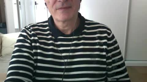 maturehotman online show from 7, 12, 2024