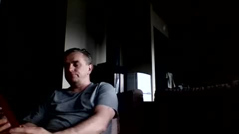 matureontheedge online show from 16, 7, 2026
