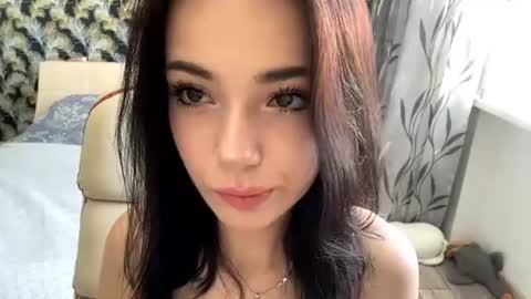 Snapshot of maudieyuan chatting on 14, 6, 2026 Lina online show from 14, 6, 2026