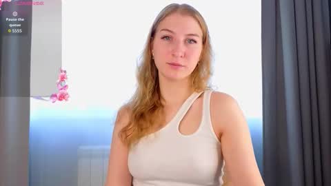 maureencoombs online show from 17, 9, 2025