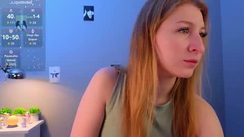 maureencoombs online show from 29, 11, 2025