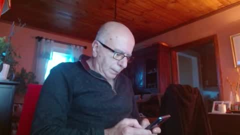 Maurice online show from 1, 2, 2026