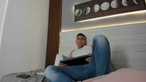 Snapshot of mauro_boy chatting on 11, 6, 2026 mauro_boy online show from 11, 6, 2026