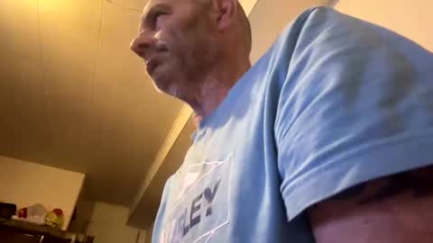 Snapshot of maverick7000 chatting on 21, 11, 2025 maverick7000 online show from 21, 11, 2025