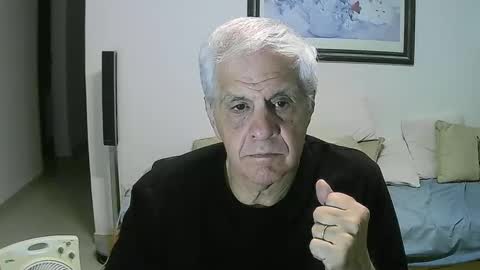 Snapshot of max_2017 chatting on 29, 11, 2025 max_2017 online show from 29, 11, 2025