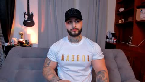 Snapshot of max_dic1 chatting on 19, 1, 2025 max D. online show from 19, 1, 2025