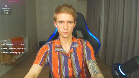 Max Gen with tats 24years  And Ethan without tats 20 years online show from 10, 1, 2025