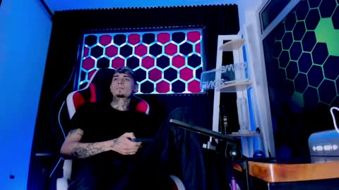 Max online show from 2, 4, 2026