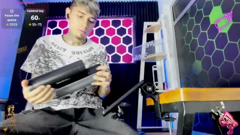 Max online show from 3, 4, 2026