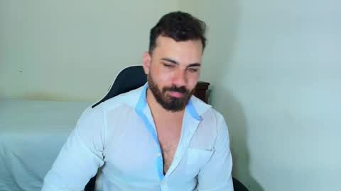 max_love25 online show from 4, 10, 2025