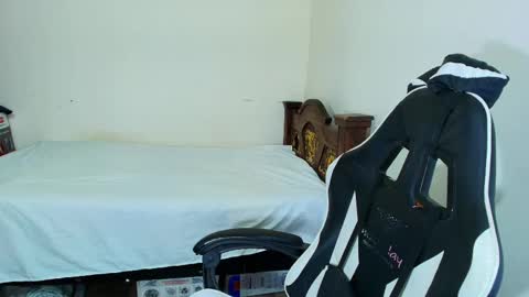 max_love25 online show from 26, 10, 2025