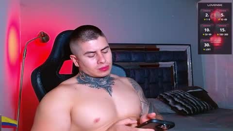 Snapshot of max_mayer chatting on 16, 12, 2025 Maximo Mayer online show from 16, 12, 2025