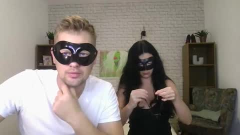 Max  Aliya online show from 26, 10, 2025