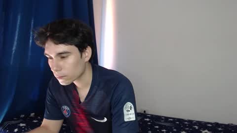 Snapshot of max_snow1616 chatting on 5, 10, 2025 max_snow1616 online show from 5, 10, 2025