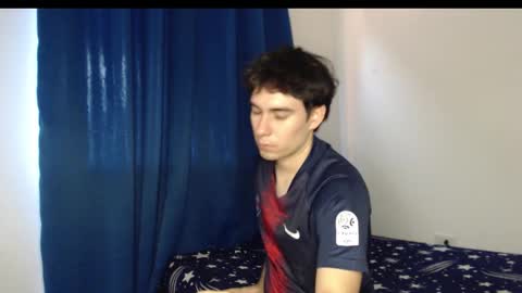 Snapshot of max_snow1616 chatting on 8, 10, 2025 max_snow1616 online show from 8, 10, 2025