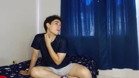 Snapshot of max_snow1616 chatting on 26, 10, 2025 max_snow1616 online show from 26, 10, 2025