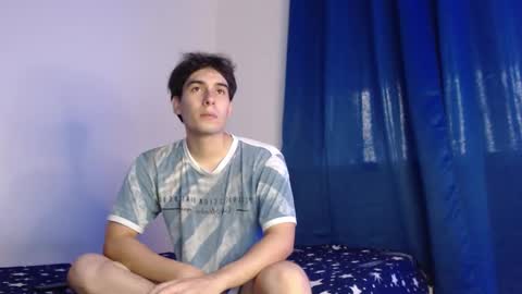 Snapshot of max_snow1616 chatting on 12, 11, 2025 max_snow1616 online show from 12, 11, 2025