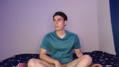 Snapshot of max_snow1616 chatting on 5, 12, 2025 max_snow1616 online show from 5, 12, 2025