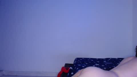 Snapshot of max_snow1616 chatting on 13, 12, 2025 max_snow1616 online show from 13, 12, 2025