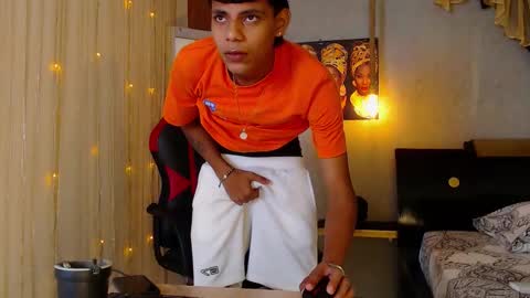 max online show from 19, 10, 2025