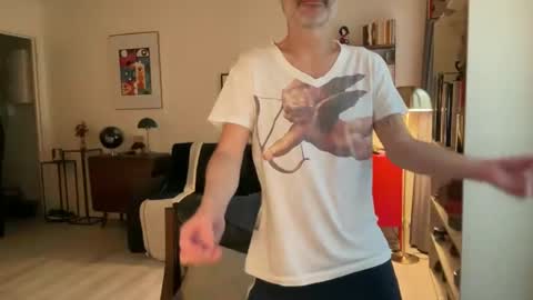 Max Mikado online show from 7, 12, 2024