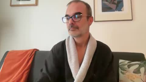 Max Mikado online show from 11, 11, 2025