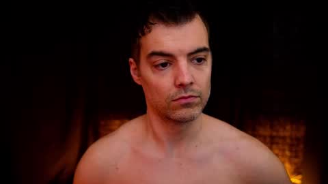 Max Hughes online show from 4, 11, 2025