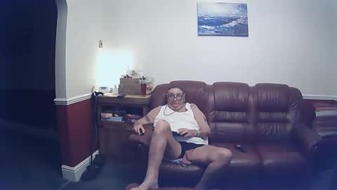 MAX online show from 9, 2, 2025