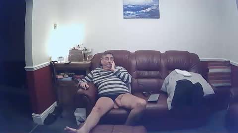 MAX online show from 26, 2, 2025