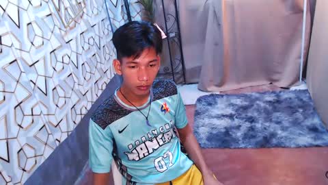 Reyn online show from 8, 2, 2025