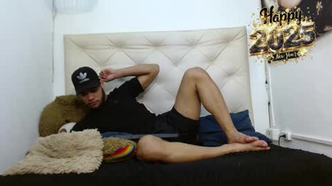 Maximiliano Herrera online show from 5, 1, 2025