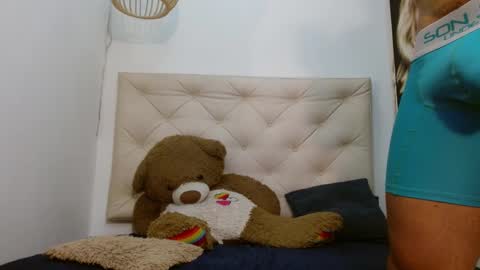 Maximiliano Herrera online show from 9, 1, 2025