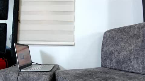 Maximo Sebastian online show from 18, 12, 2025