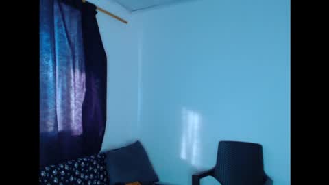 Maximo Aron Vega online show from 11, 12, 2024