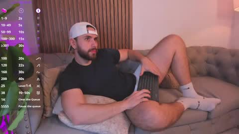 Maximo Wolf online show from 10, 4, 2026