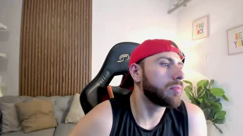 Maximo Wolf online show from 5, 6, 2026