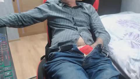 maximus3334 online show from 15, 10, 2025