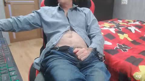 maximus3334 online show from 30, 10, 2025