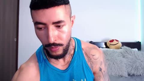 Independent Model online show from 10, 3, 2025