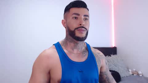 Independent Model online show from 19, 11, 2025